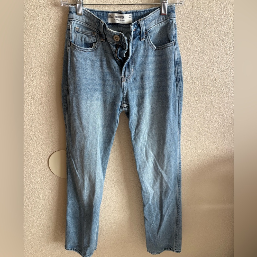 hollister jeans